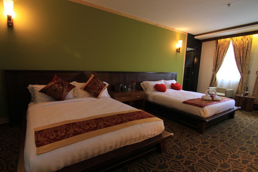 Herald Hotel Malacca Eksteriør bilde