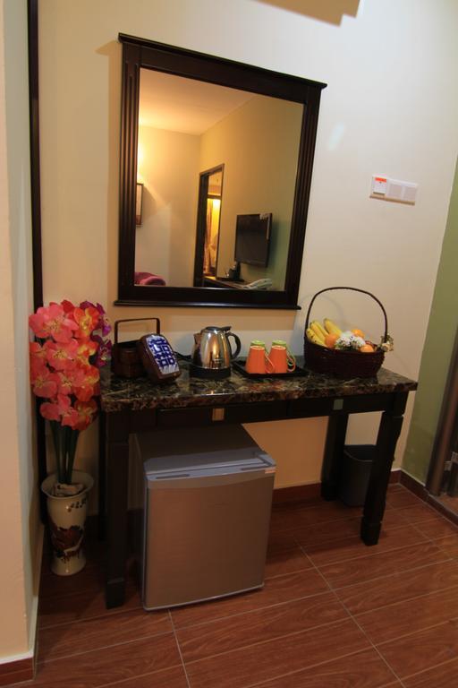 Herald Hotel Malacca Eksteriør bilde